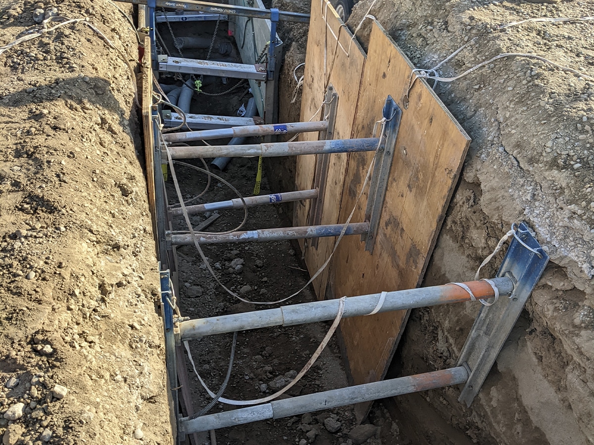 Trench from 15 deep recieving pit to Existing SMUD vault